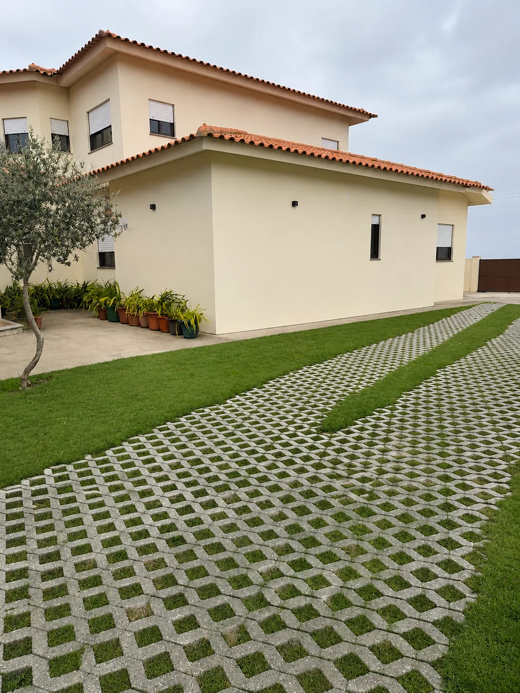 Espaço exterior ajardinado